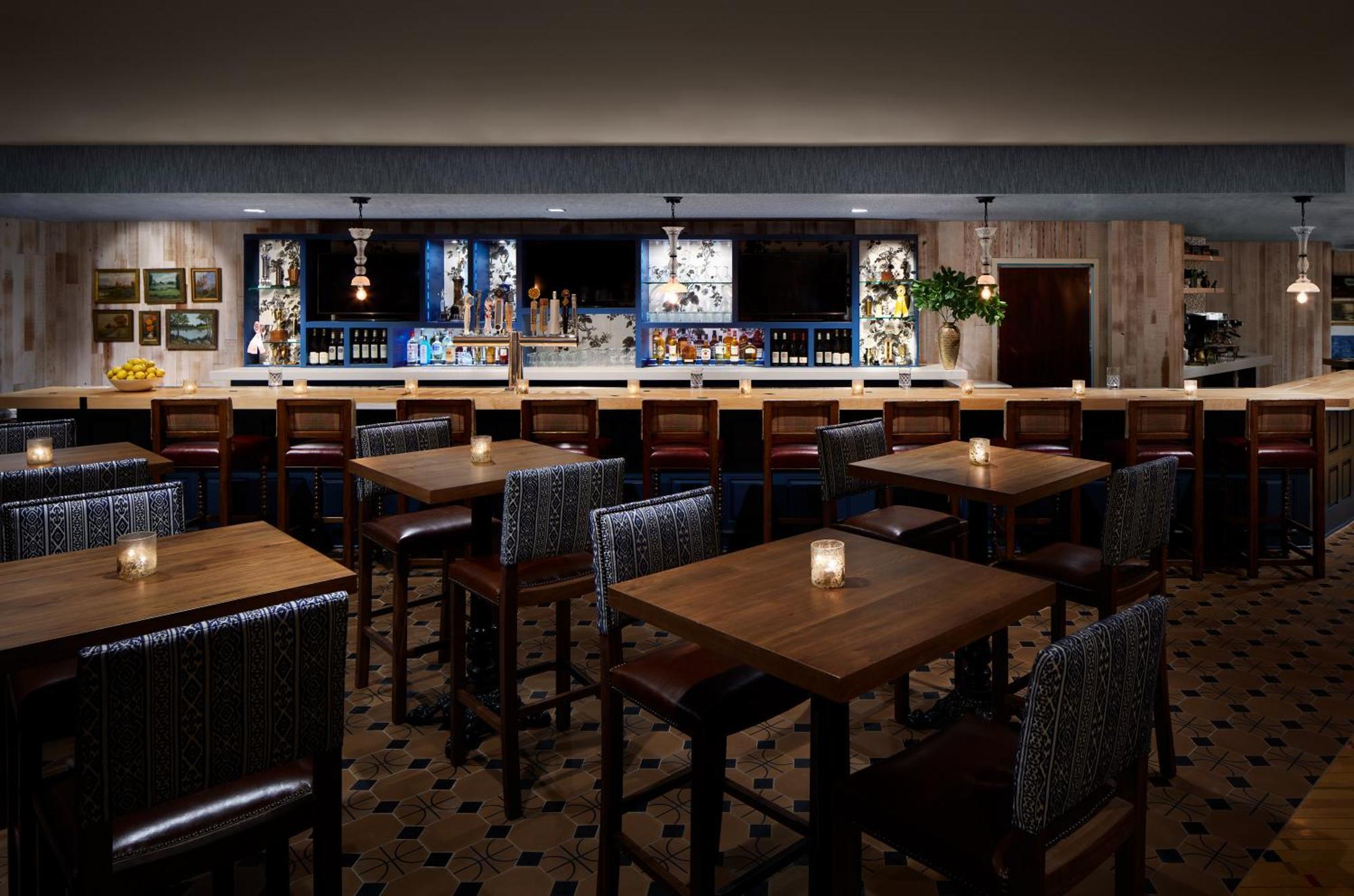 Graduate By Hilton Storrs Hotel 4*